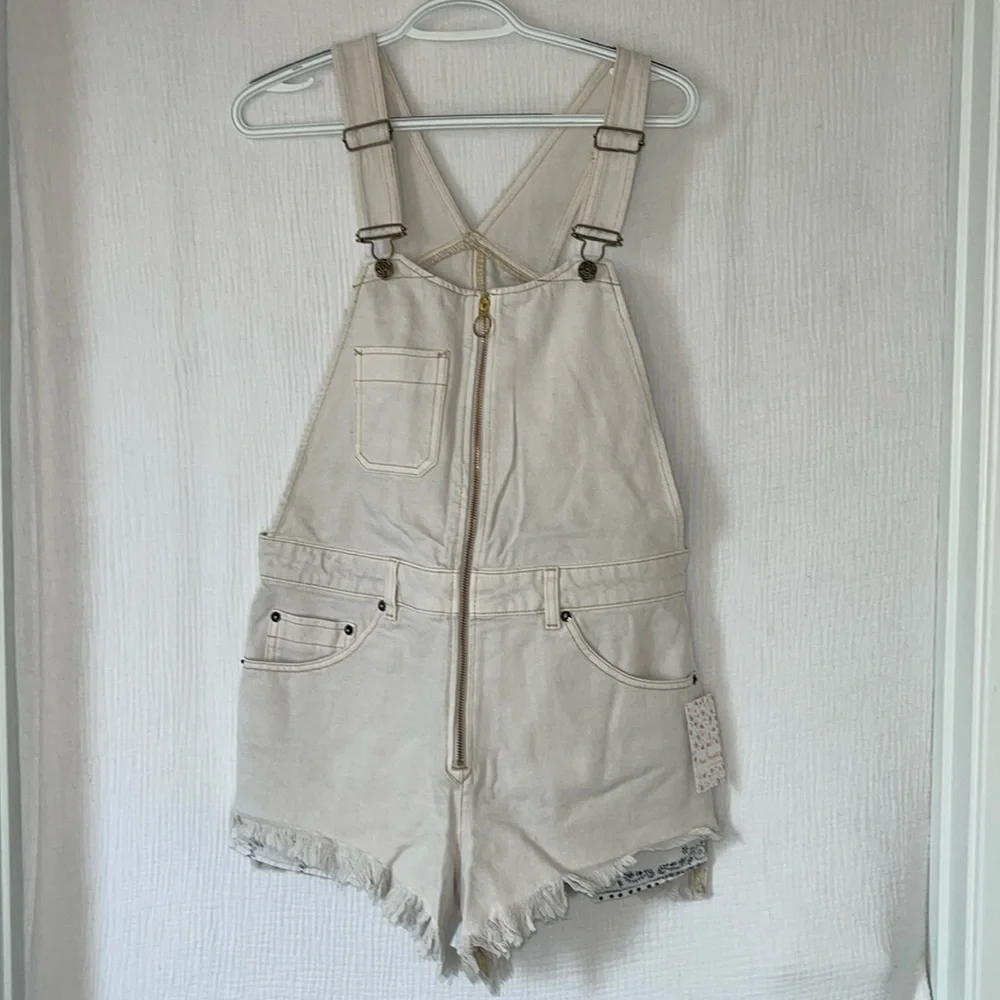 Free People Sunkissed Shortall in Off White NWT‎